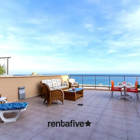 Rentafive Piscina Arenales Vistas Al Mar Homestay Arenales del Sol