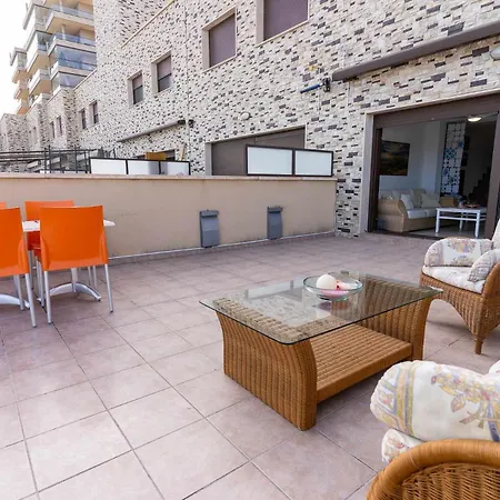 Rentafive Piscina Arenales Vistas Al Mar Homestay